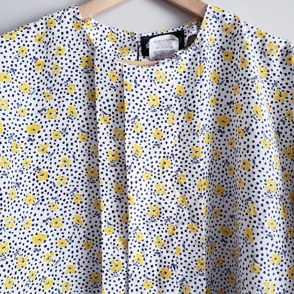 SEASONS | Floral Womans Summer top size 16 - Picture 5 of 5